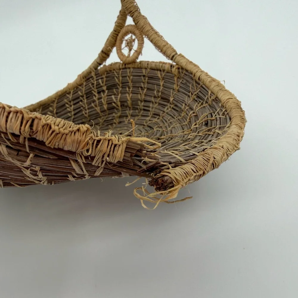 Vtg Handmade Pine Needle Gathering Basket Wrapped Handle Southern Folk Art Decor